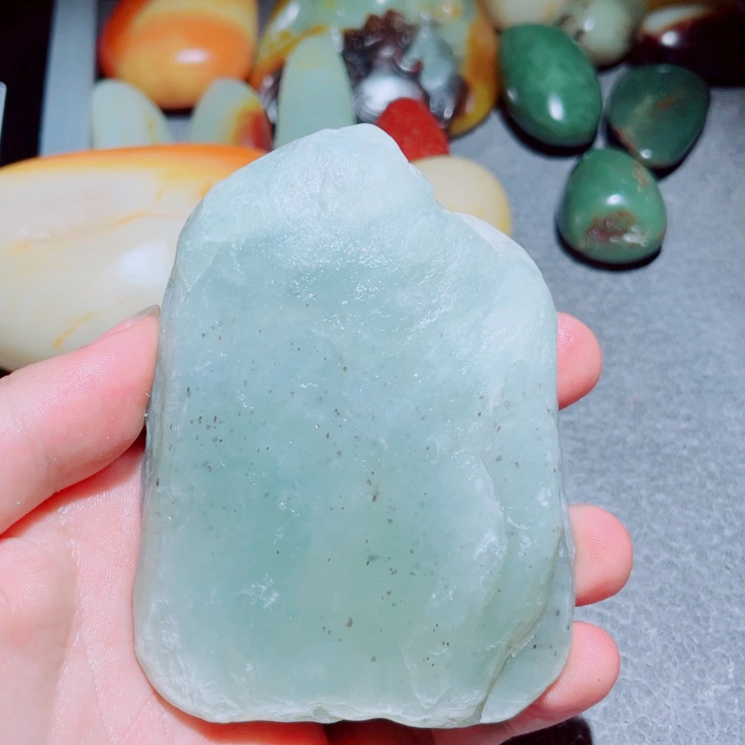 和田玉未镶嵌珠宝奇石