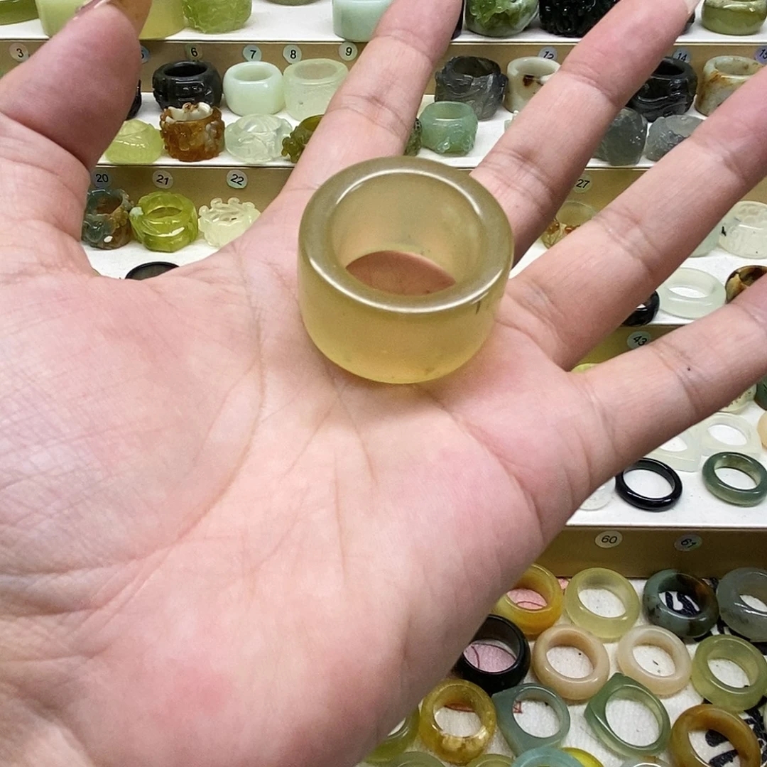 海***食岫玉未镶嵌天然玉石戒指