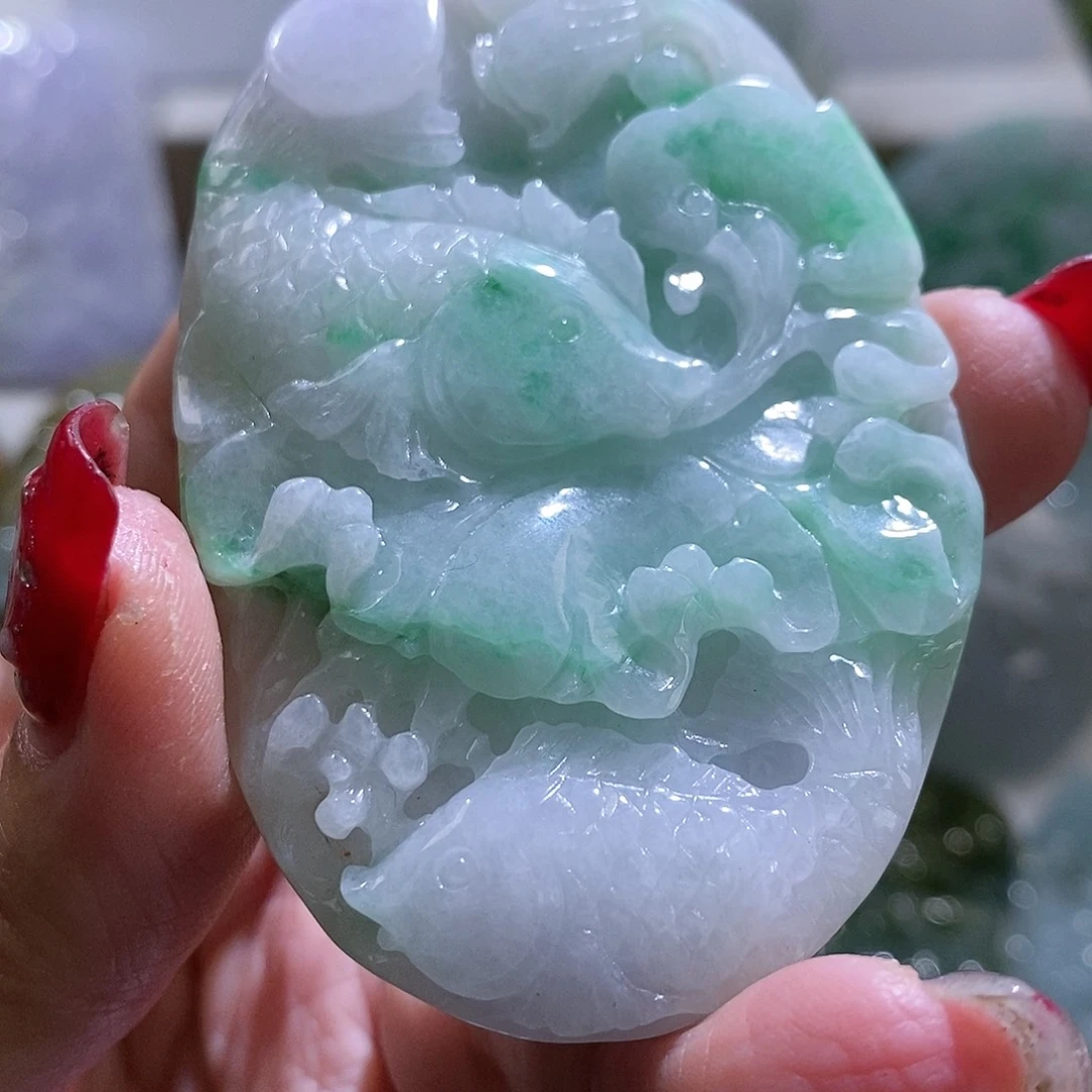 【闪购商品】翡翠颈饰未镶嵌鱼