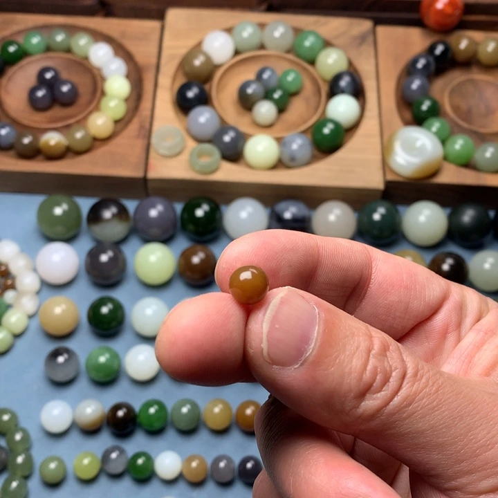 和田玉卡8红糖未镶嵌逸*