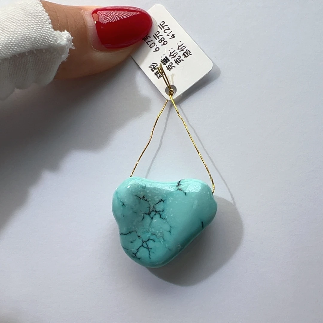 绿松石未镶嵌挂件