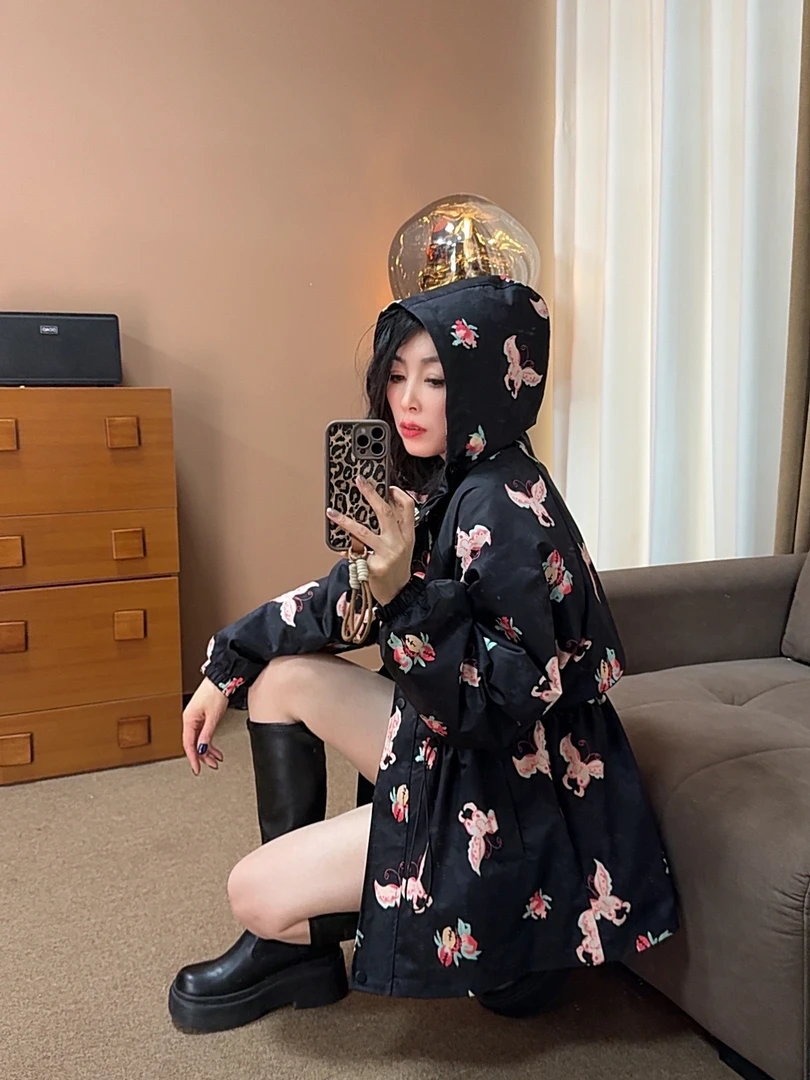 2025年新款蝴蝶风衣