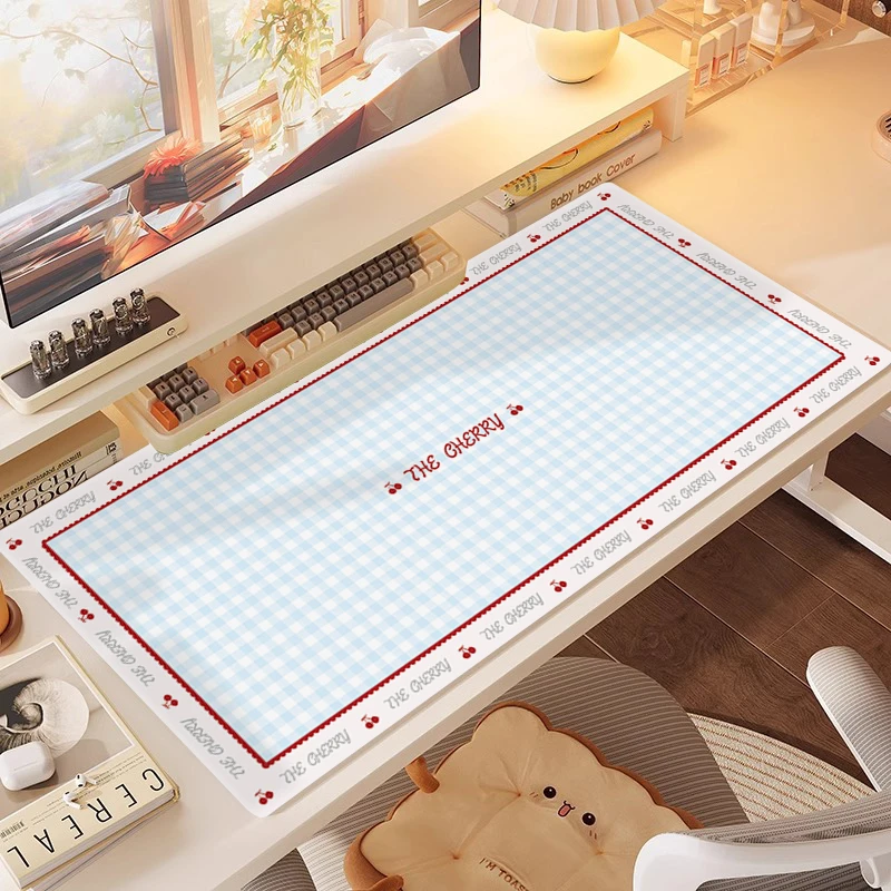 清新樱桃格纹鼠标垫超大号女生高颜值电脑键盘桌面垫学生桌垫子