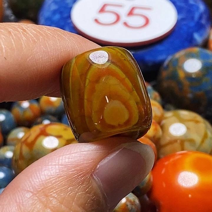 平***名玛瑙/玉髓未镶嵌颈饰