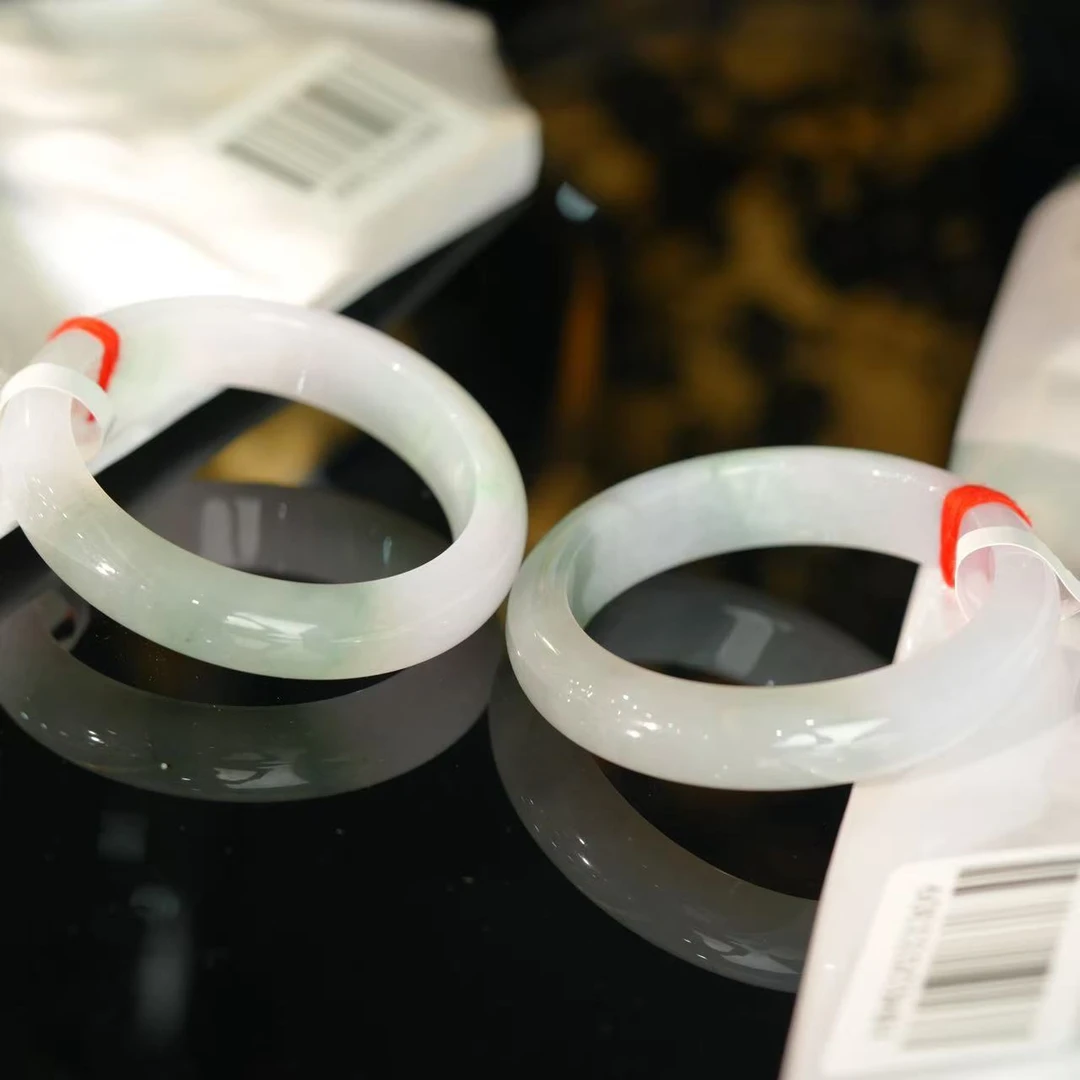 【初见珠宝】翡翠手镯24-2C401X161【多样性发一件】53-58