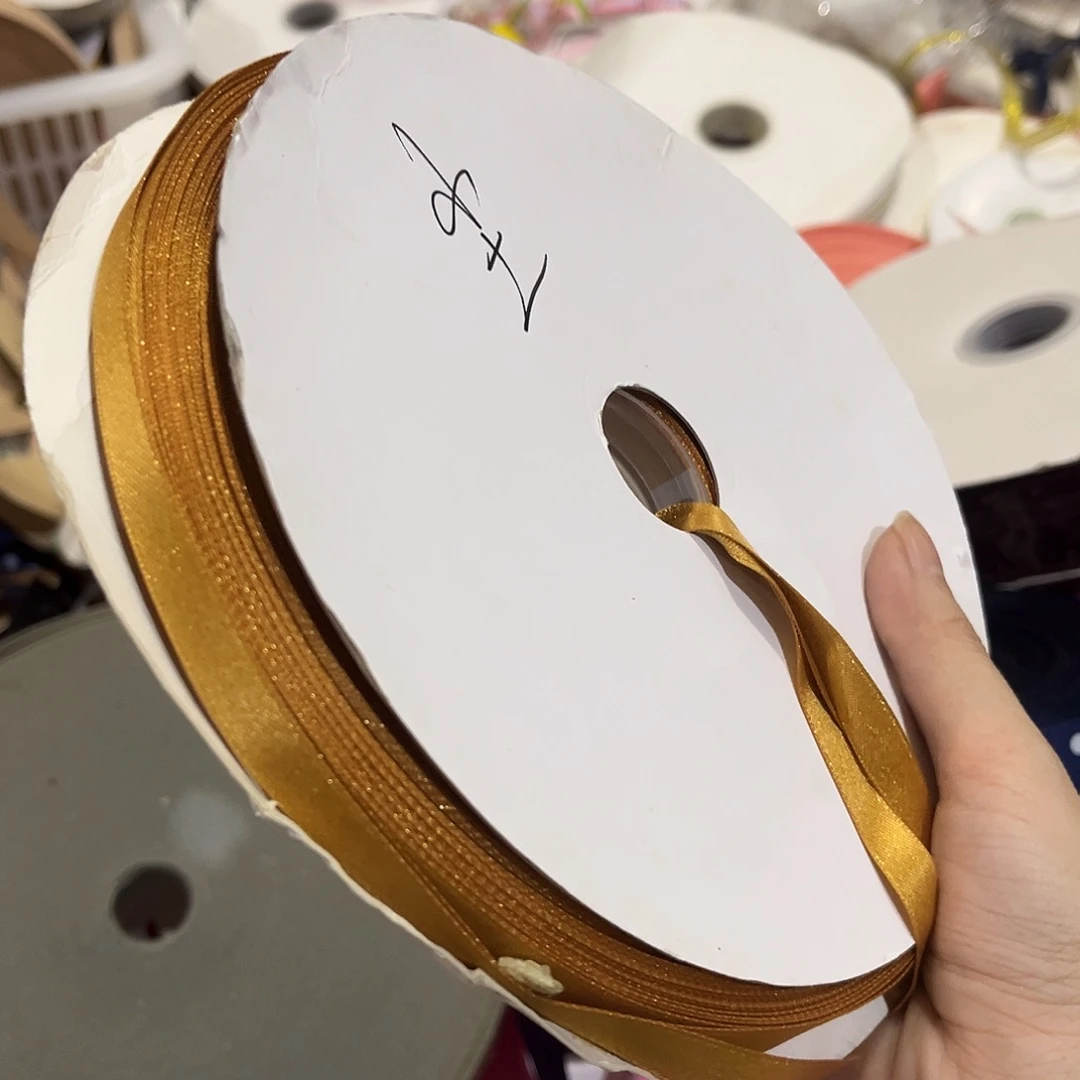 尘***包装哈哈哈哈哈哈哈哈