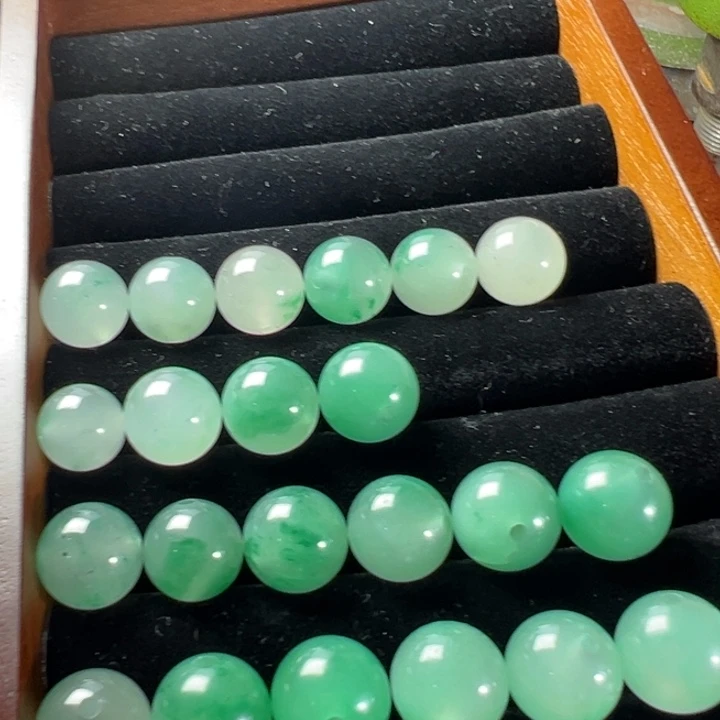 石英质玉未镶嵌手链