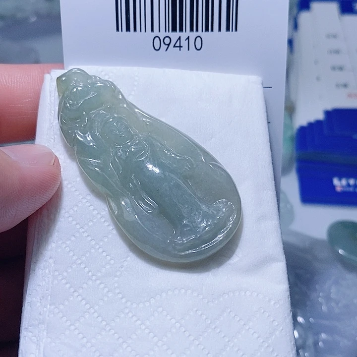 翡翠未镶嵌颈饰天光墟翡翠市场现金代购