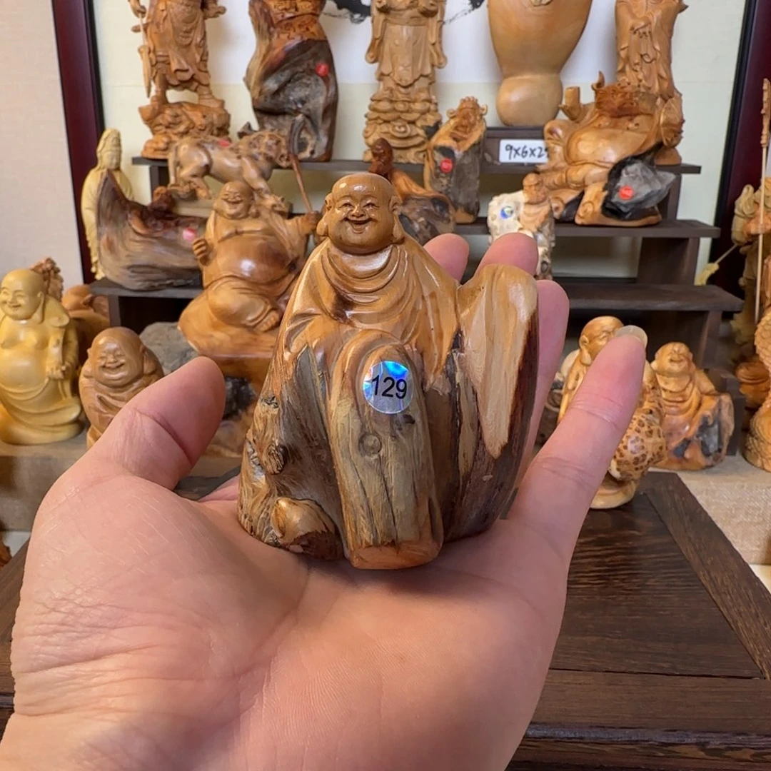 崖柏小木匠艺雕一物一拍