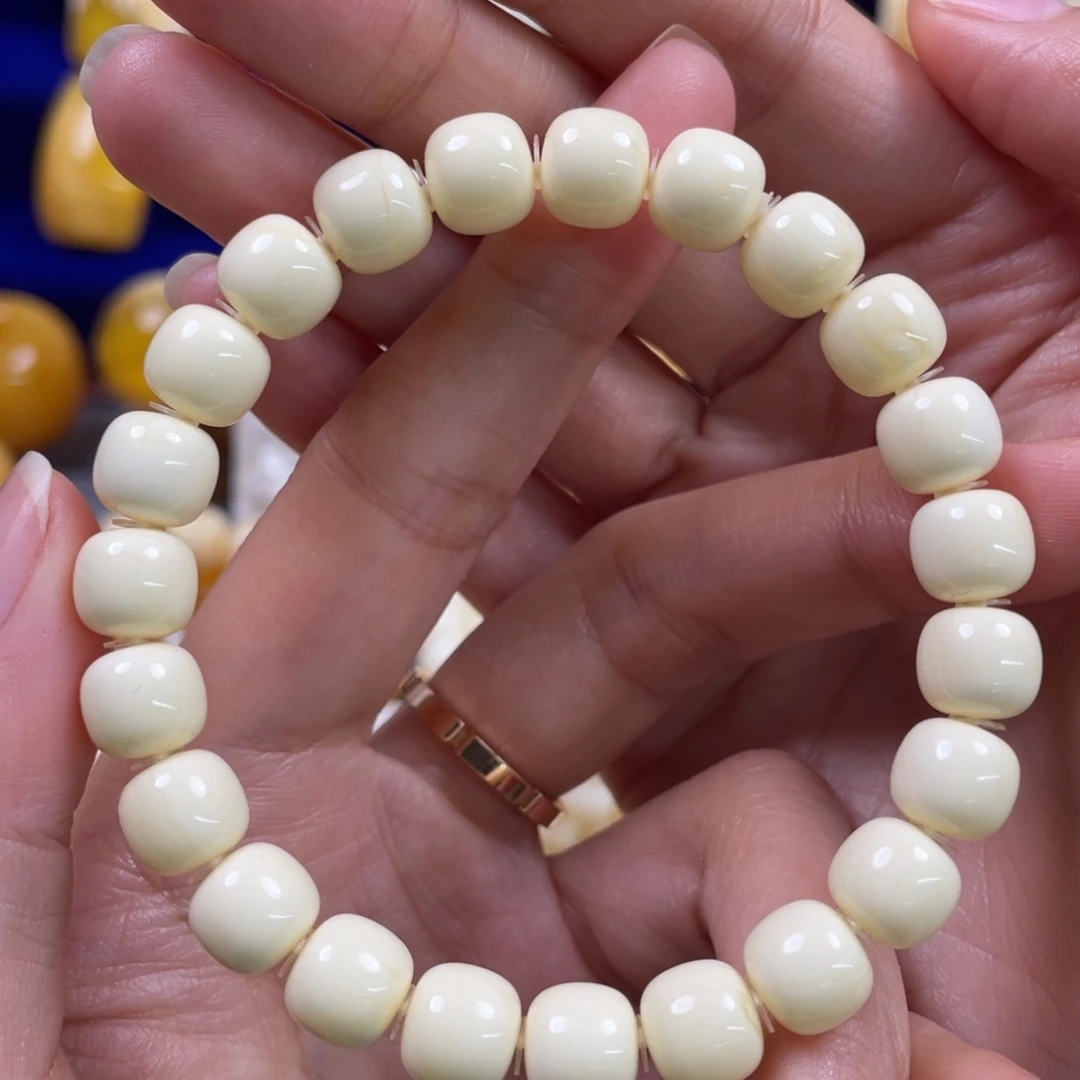 琥珀未镶嵌裸石琥珀蜜蜡