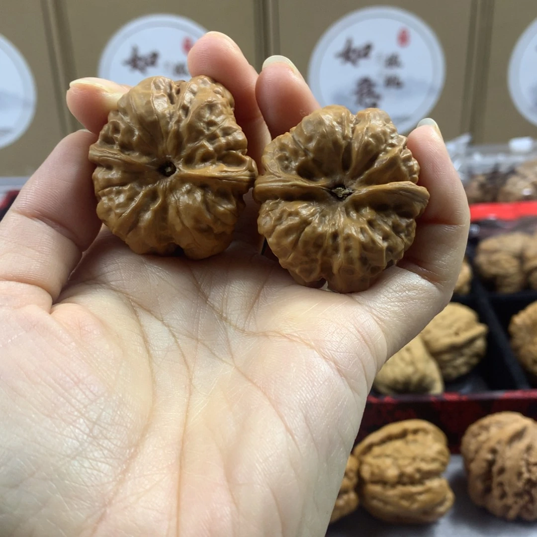 夜***月文玩核桃蛤蟆头头货