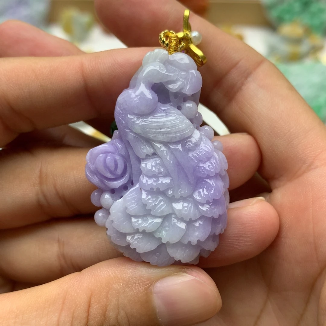 翡翠未镶嵌颈饰翡翠