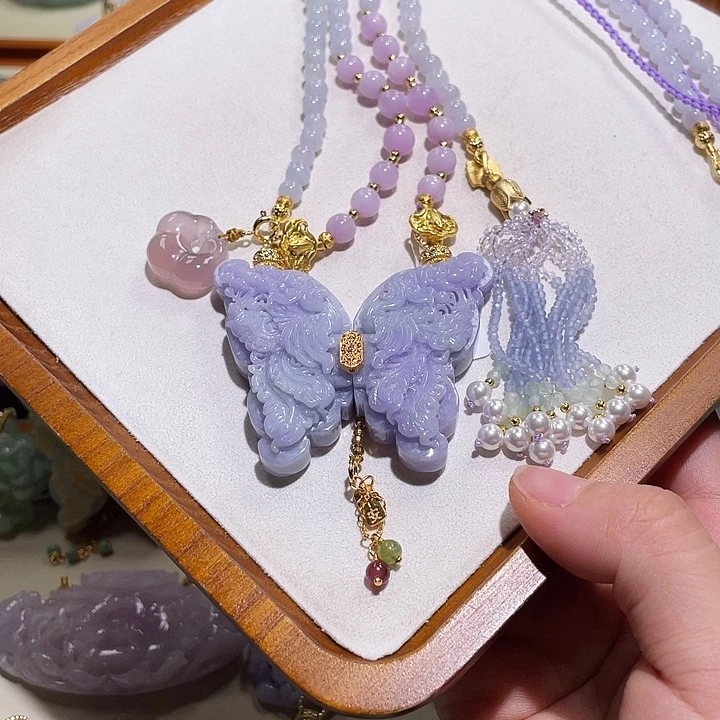 翡翠未镶嵌颈饰翡翠吊坠