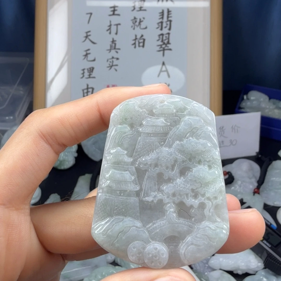 翡翠未镶嵌颈饰翡翠