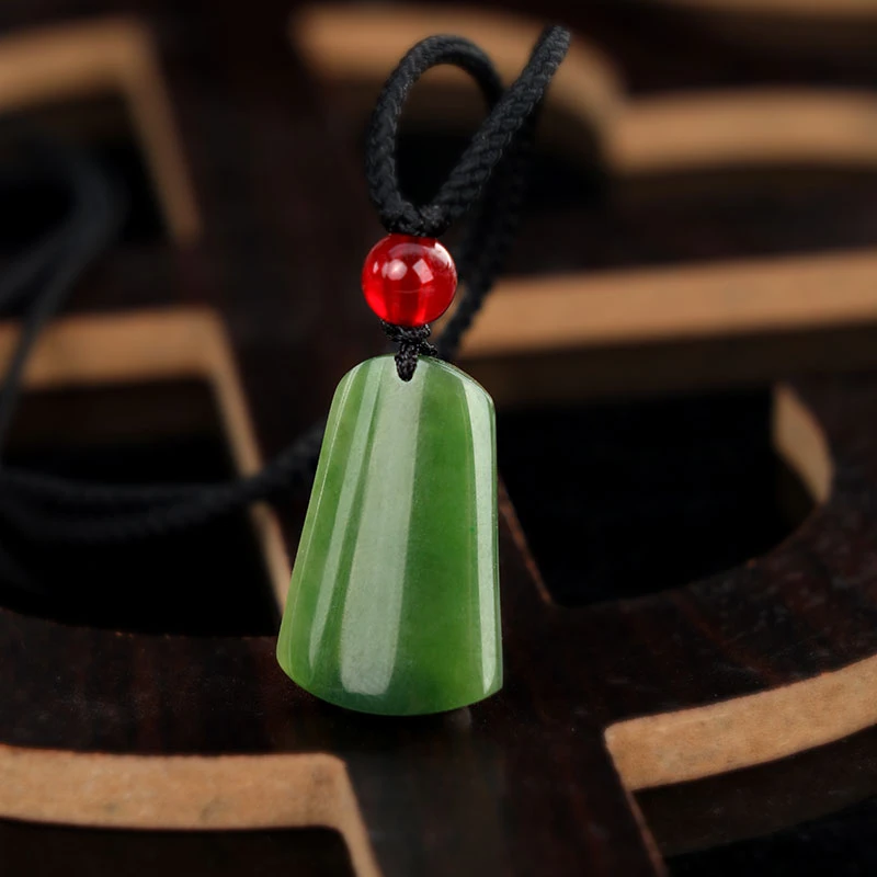 天然和田玉碧玉绿色玉石无事牌吊坠挂坠挂件玉佩C203多样性发其一