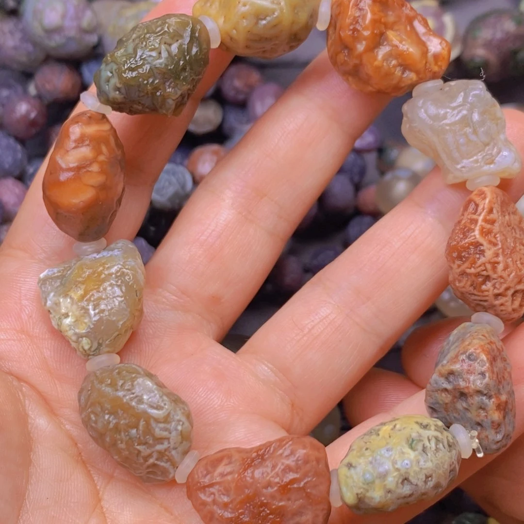 合金颈饰玛瑙/玉髓