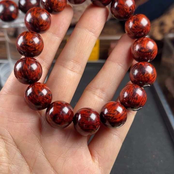 笑***糊降真香红降1.5黄油芝麻点