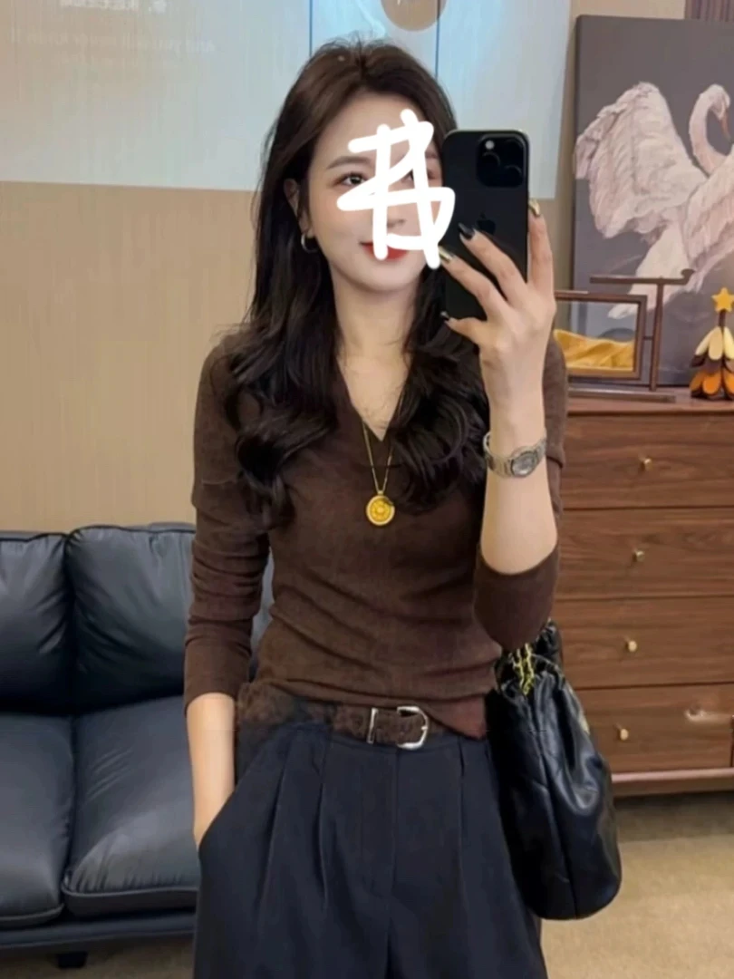 『FanXi』2025秋季新款网红女T恤弹力百搭V领修身洋气长袖8008