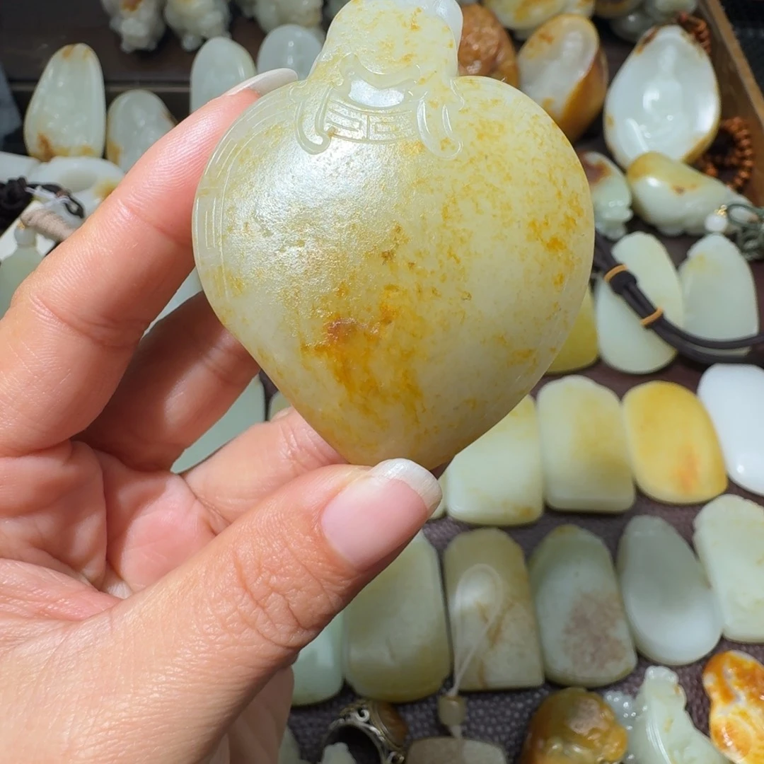 和田玉未镶嵌吊坠(不含链)