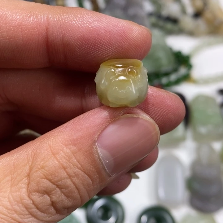 和田玉（糖玉）未镶嵌车挂