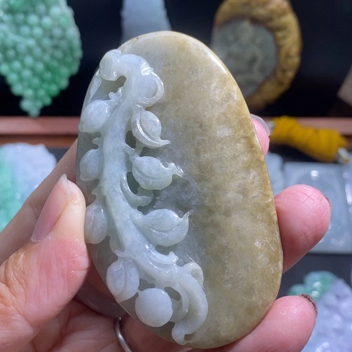 【闪购商品】颈饰未镶嵌翡翠喜上