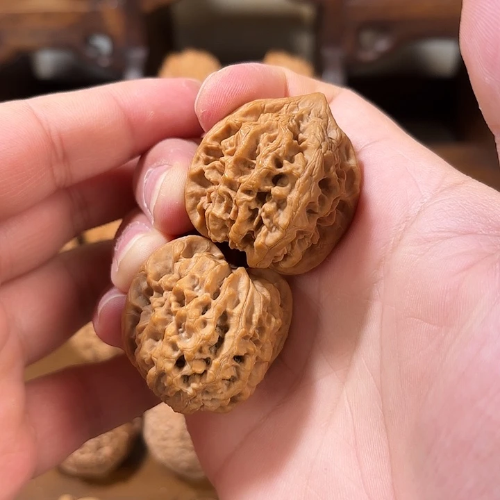 文玩核桃吊坠全品一代太行龙纹边37