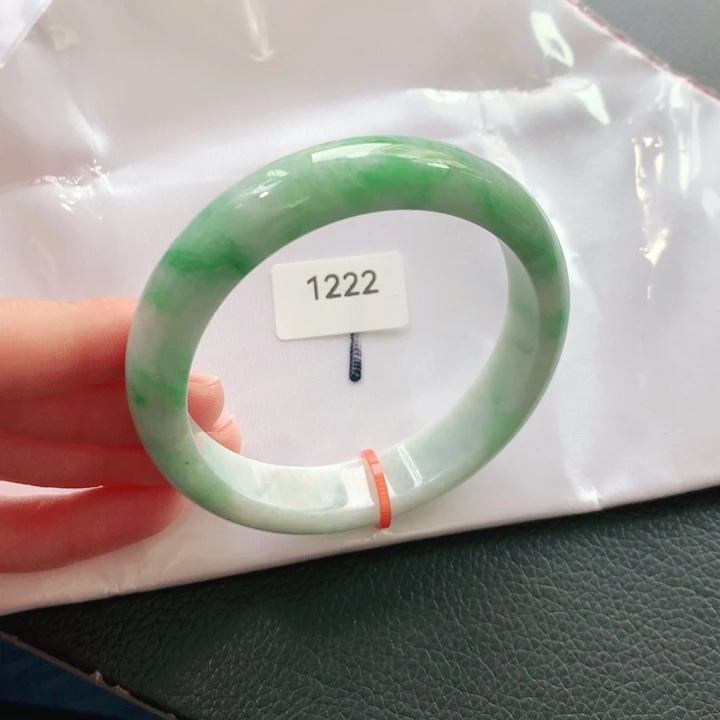 翡翠手镯未镶嵌天然翡翠手镯01