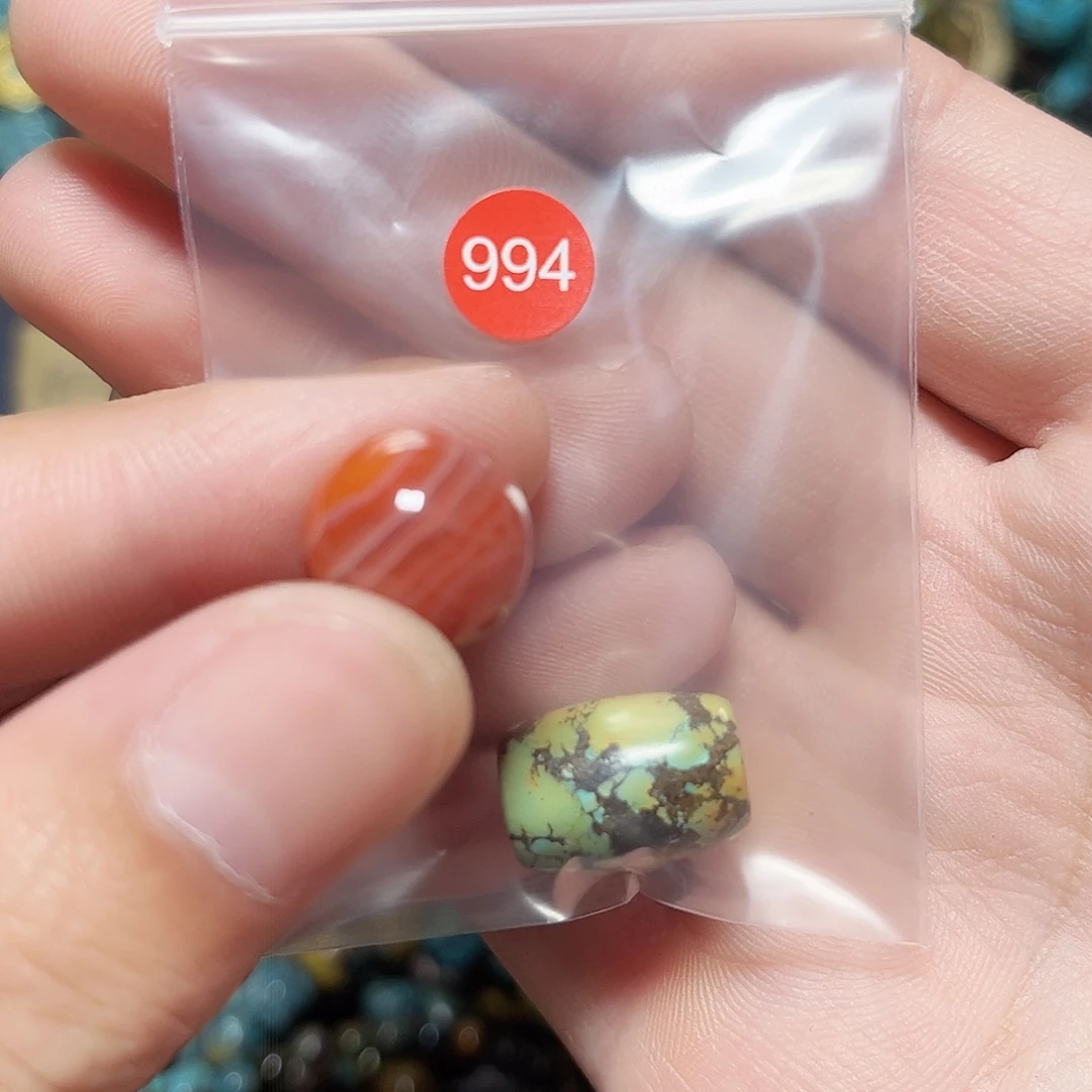 杉***湖玛瑙/玉髓未镶嵌圆珠桶珠老型手串！！