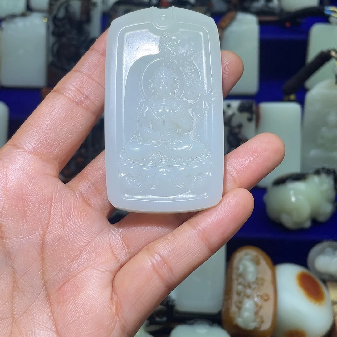 安***乐和田玉未镶嵌颈饰