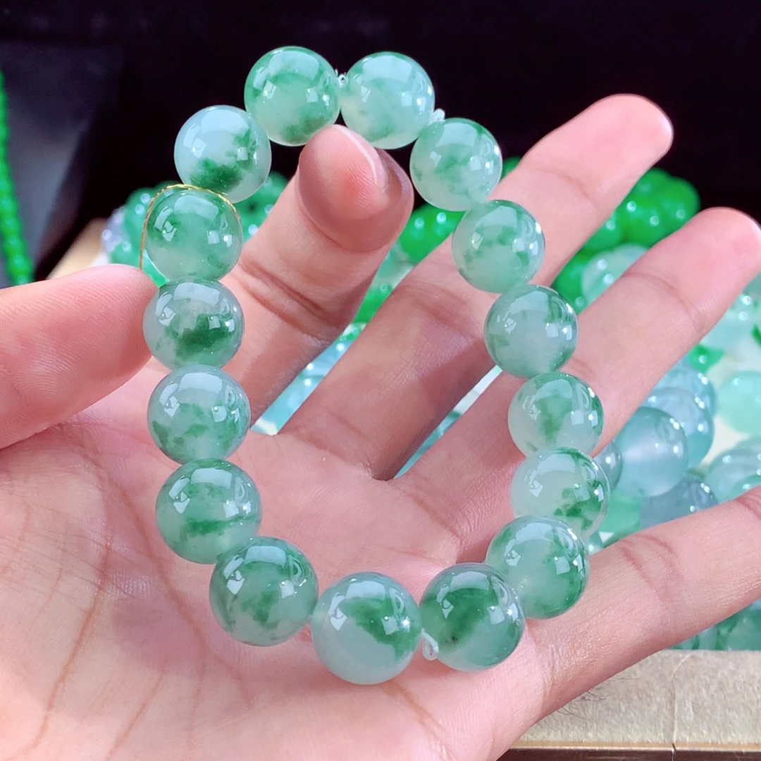 未镶嵌手串翡翠天然