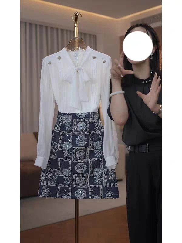 法式名媛风高级感系带长袖连衣裙女拼接收腰显瘦短裙2025早秋新款