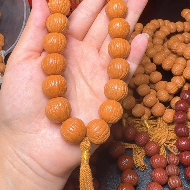 猴头核桃吊坠聚宝盆手持16