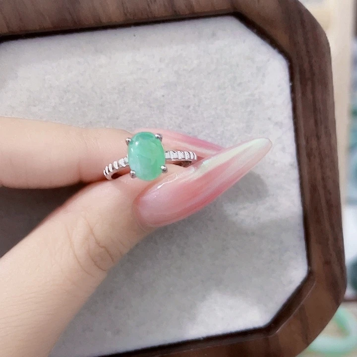 翡翠未镶嵌颈饰天然翡翠Ａ货