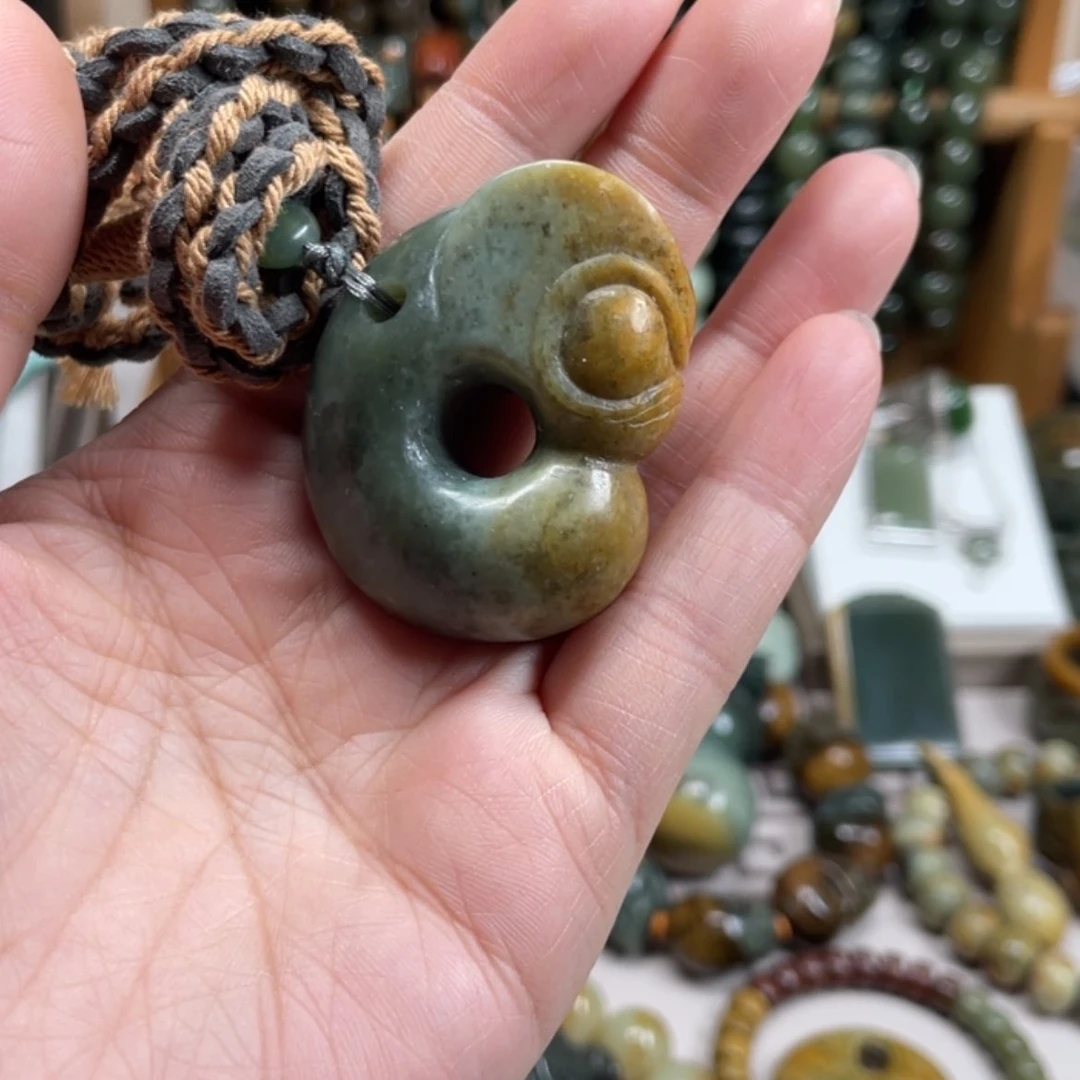 【闪购商品】岫岩河磨玉（透闪石质玉）挂件未镶嵌