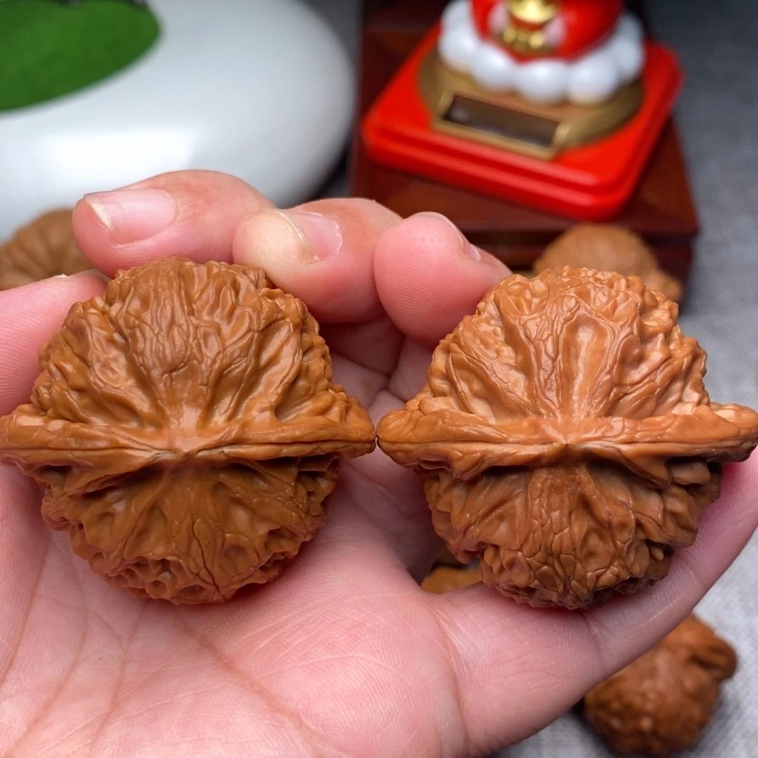 把件文玩核桃45全品绝配桃心宫灯