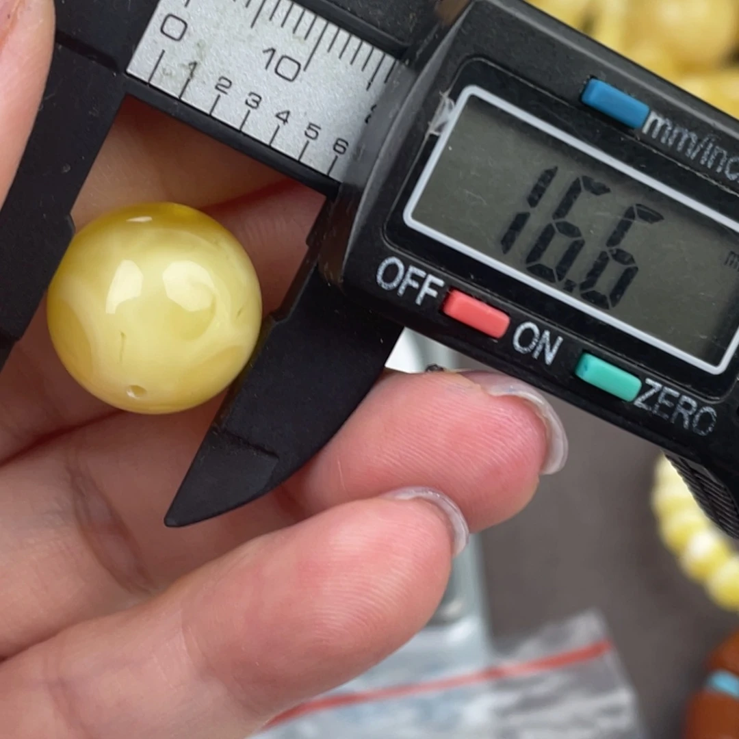 未镶嵌琥珀裸石蜜蜡531