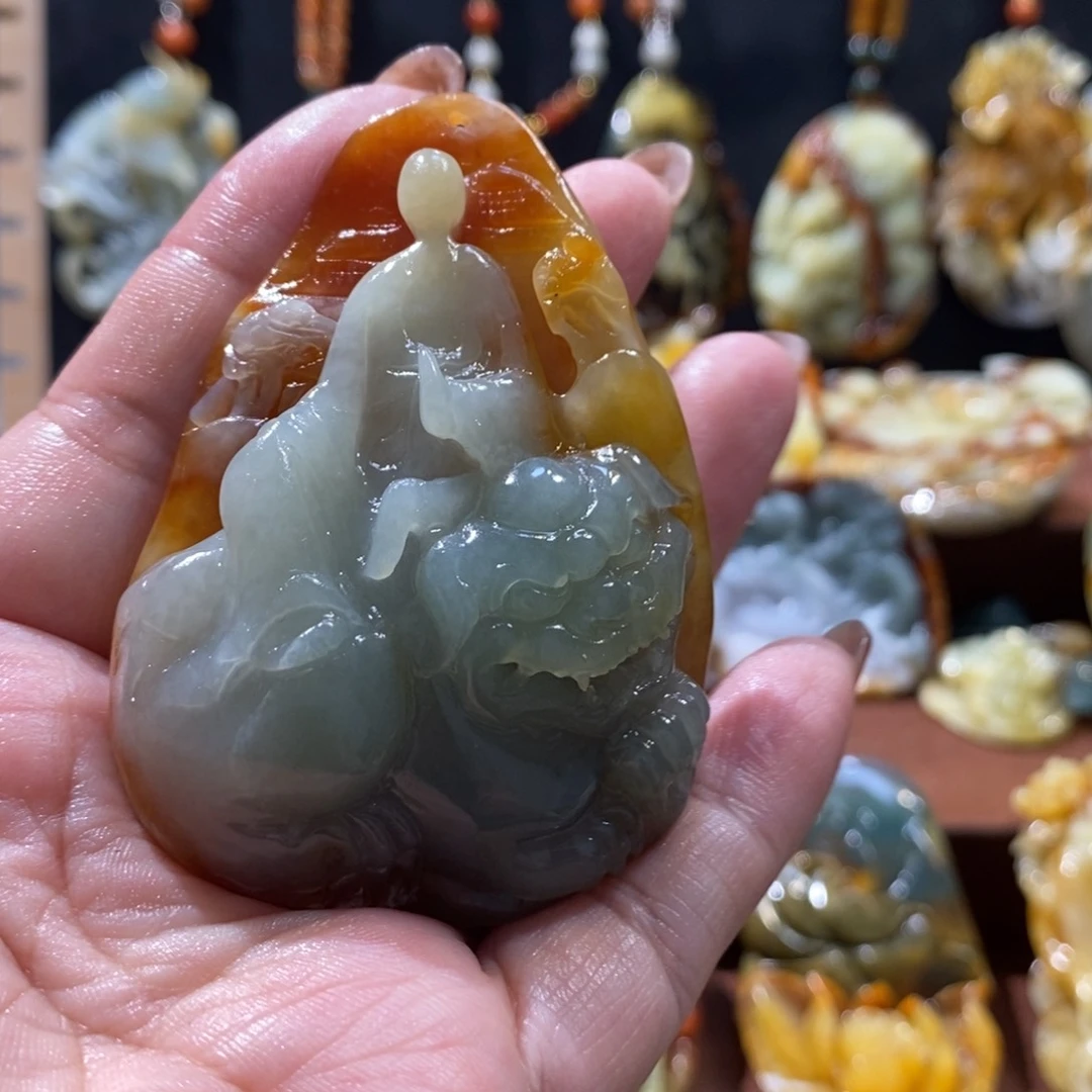 蛇纹石玉未镶嵌颈饰