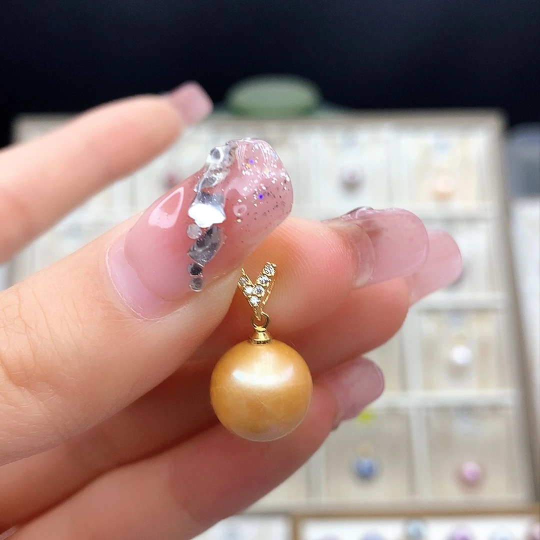 淡水珍珠颈饰合金