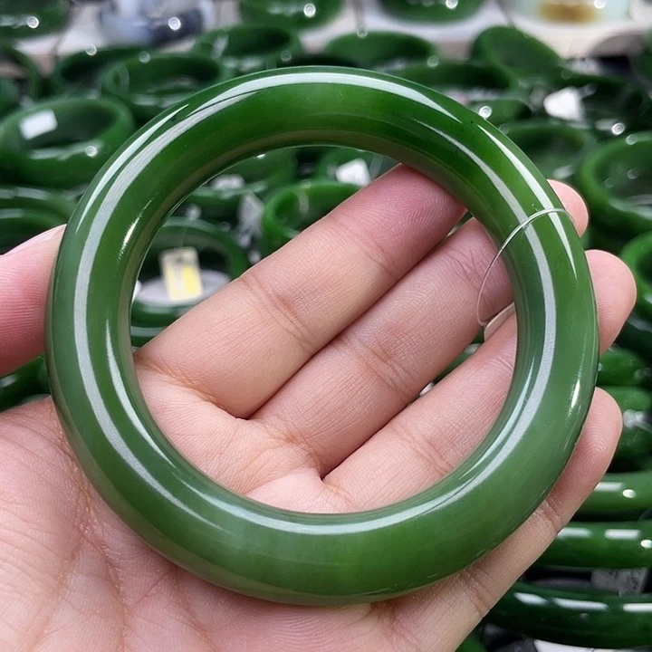 未镶嵌手镯和田玉（碧玉）