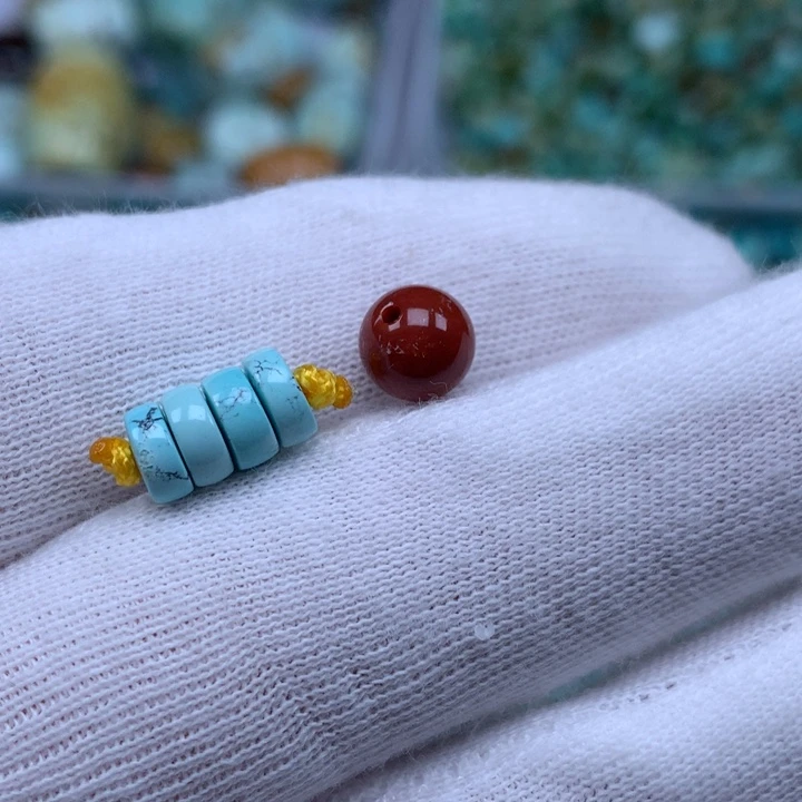 一***年南红玛瑙未镶嵌珠宝奇石