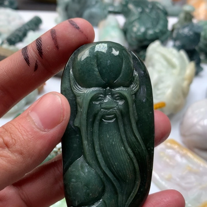 翡翠未镶嵌颈饰保真天然a货翡翠