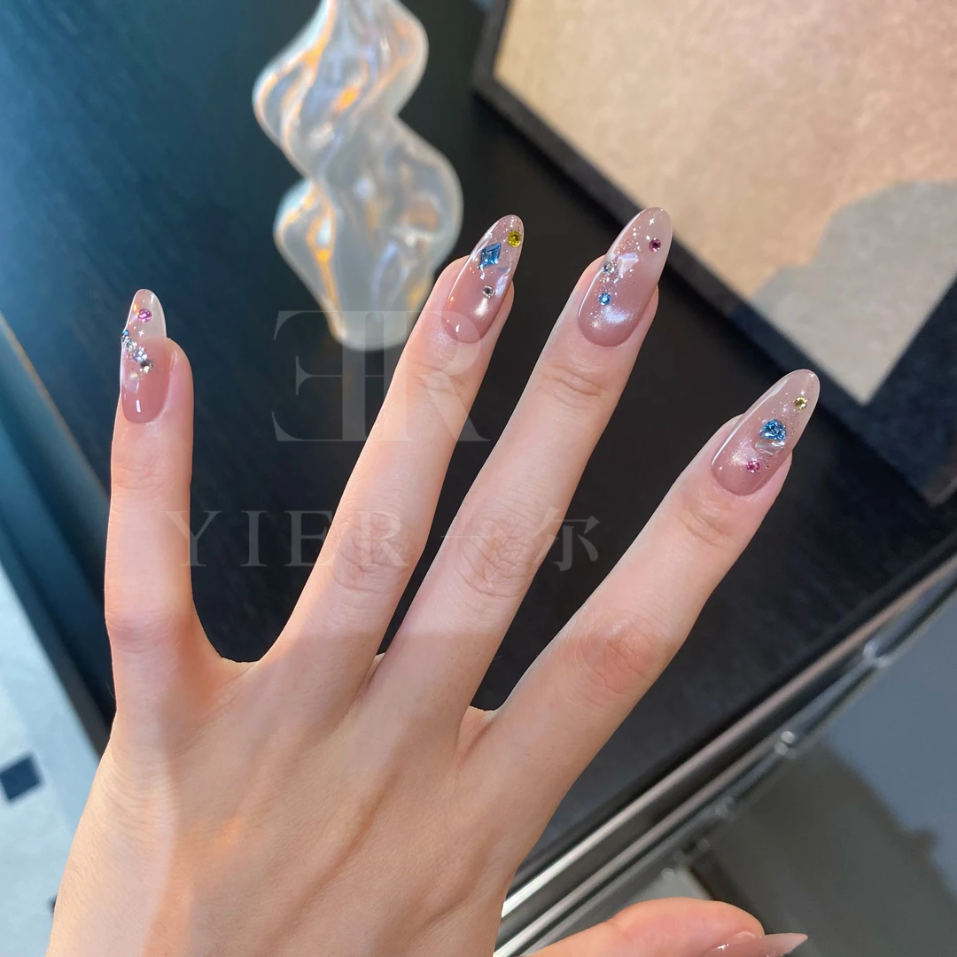 [ 魔法石] 一尔 彩钻 施家华子 仙气氛围感多巴胺 显白手工穿戴甲