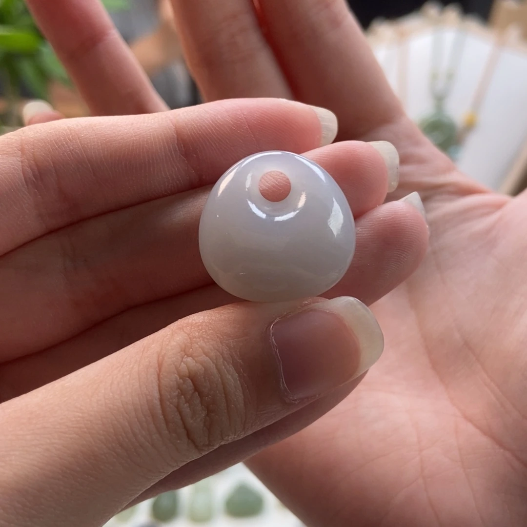 兜***°颈饰未镶嵌和田玉