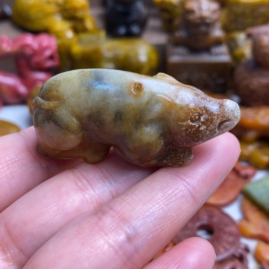 蛇纹石玉未镶嵌颈饰134