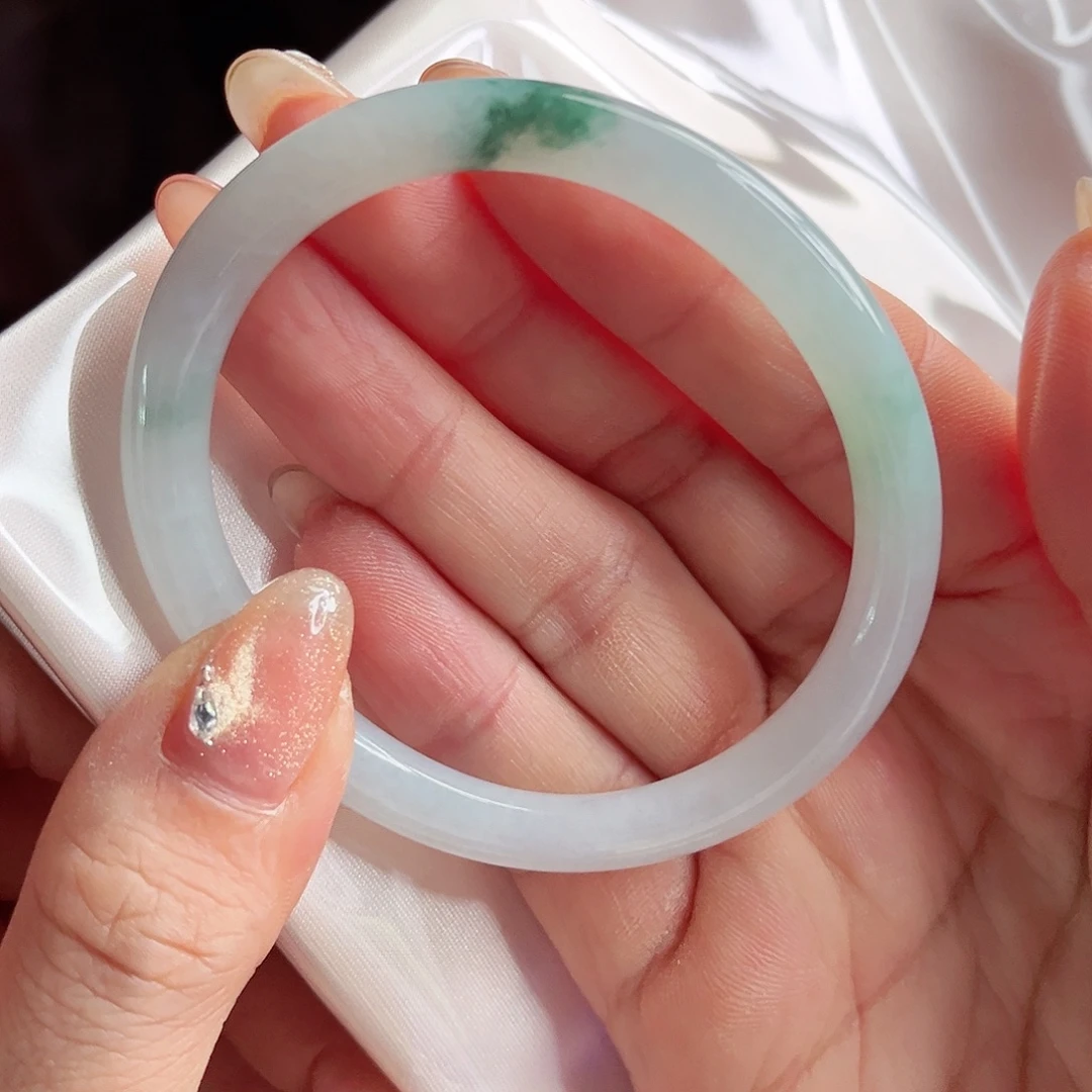 翡翠未镶嵌手镯手镯