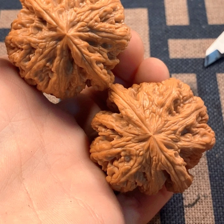 文玩核桃吊坠全品粗筋