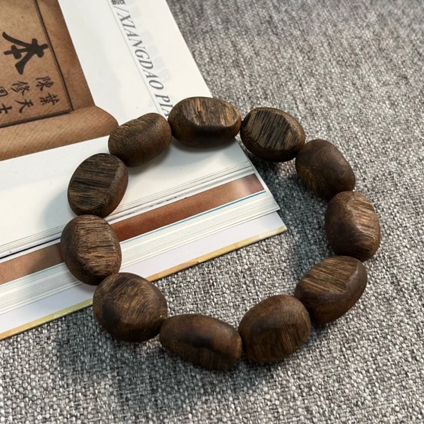 【霸气款】C030沉香奇楠瘤疤单圈沉水多样性发货一条