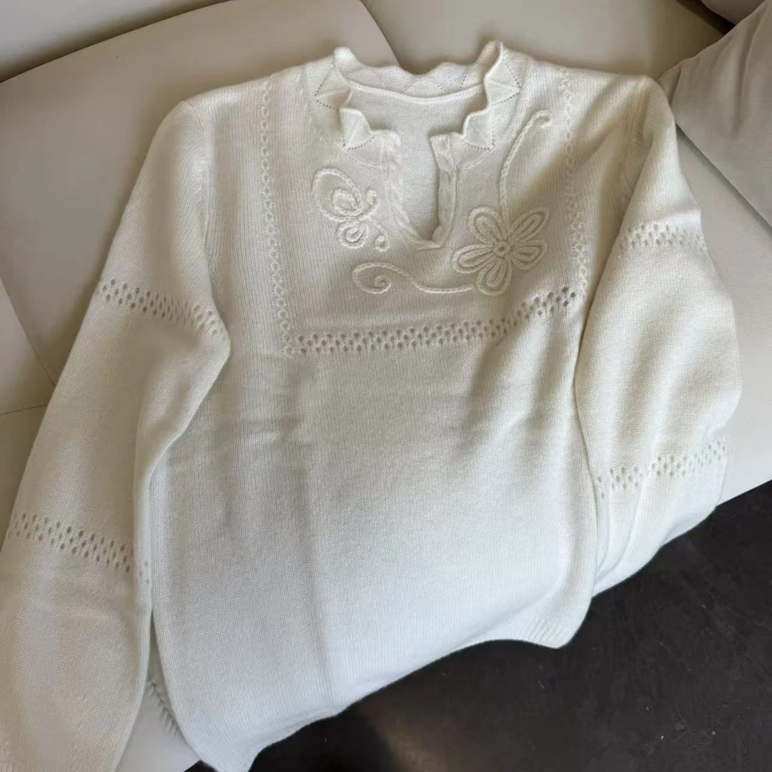 【百分百山羊绒】254276早秋法式V领款钩花羊绒衫洋气百搭款