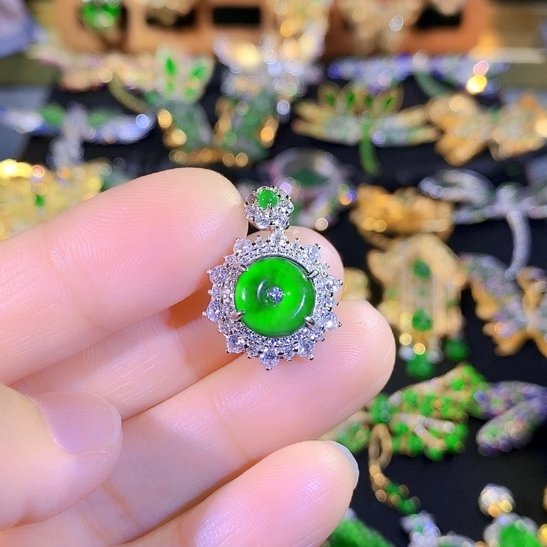 颈饰银S925镶嵌翡翠