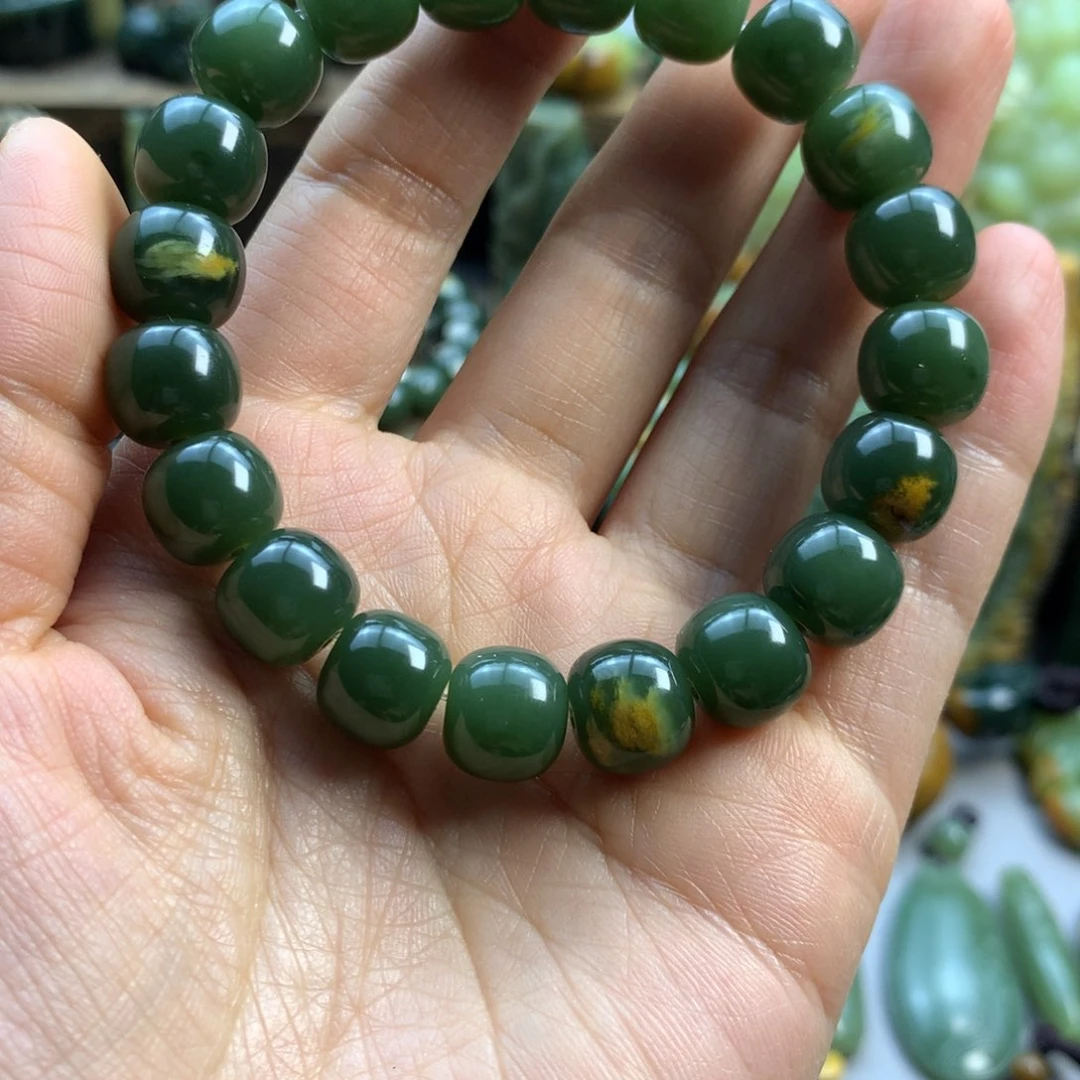 未镶嵌岫岩河磨玉（透闪石质玉）珠宝奇石漾****g